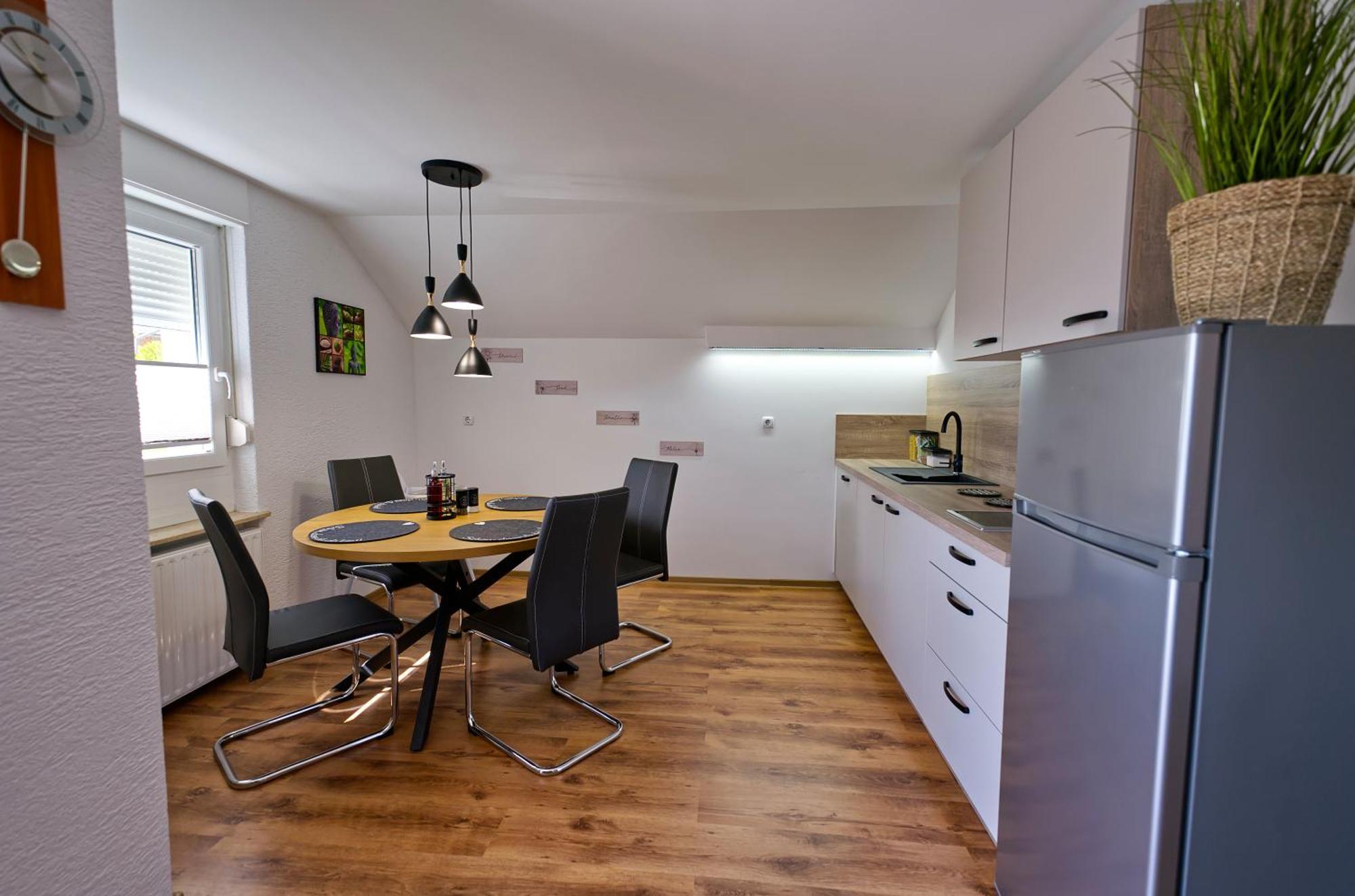 Apartma Storzic เปรดวอร์ ภายนอก รูปภาพ